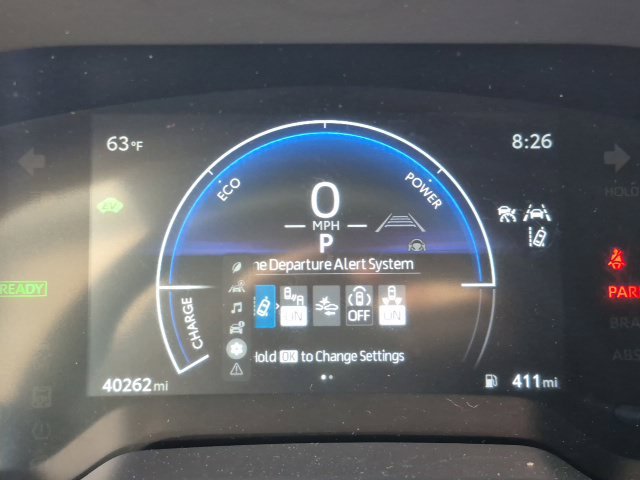 Used 2025 Toyota Corolla SE w/ SE Premium Package FWD image 11