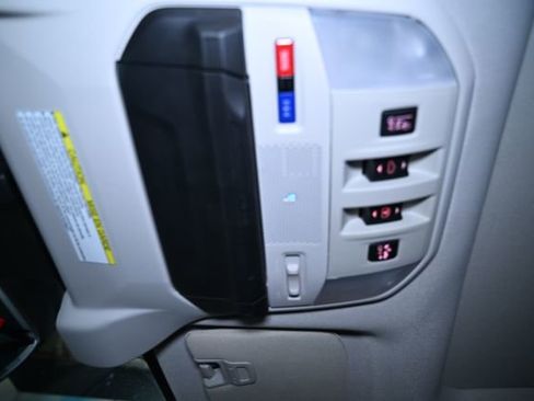 Used 2021 Subaru Ascent Limited w/ Technology Package image 39