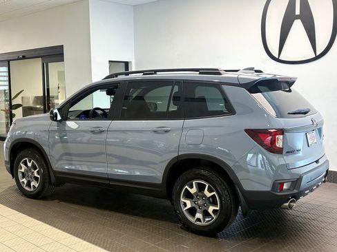 Used 2023 Honda Passport TrailSport image 4