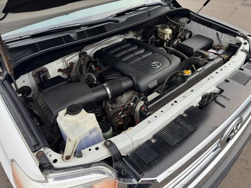 Used 2016 Toyota Tundra SR5 image 25