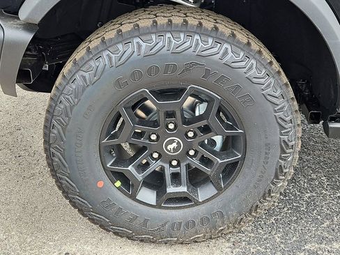 New 2026 Ford Bronco Badlands image 17