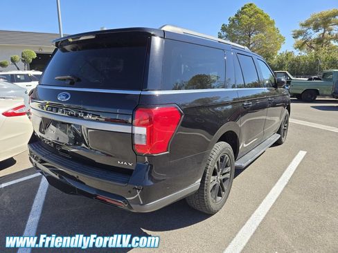 Used 2023 Ford Expedition Max XLT RWD image 4