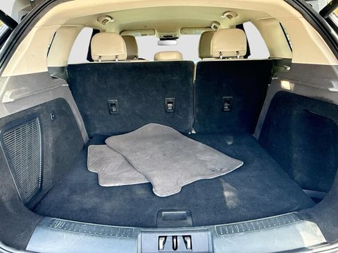Used 2021 Lincoln Corsair FWD image 26