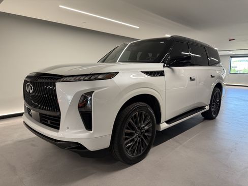 Used 2025 INFINITI QX80 Autograph AWD/4WD image 9