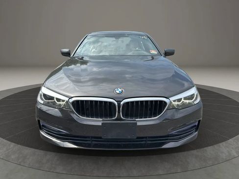 Used 2017 BMW 530i xDrive image 2