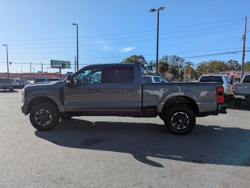 Used 2023 Ford F250 Lariat w/ Lariat Ultimate Package image 7