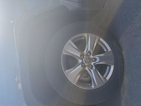 Used 2023 Toyota RAV4 XLE w/ Convenience Package AWD/4WD image 9