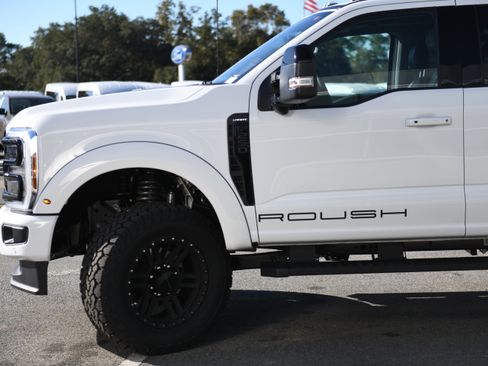 New 2026 Ford F250 Lariat w/ Black Appearance Package image 14