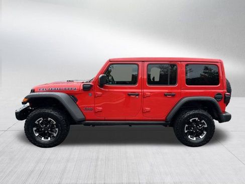 Used 2024 Jeep Wrangler Unlimited Rubicon 4xe w/ Capability Package image 9