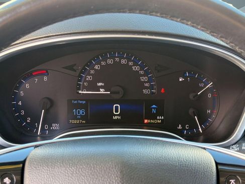 Used 2016 Cadillac SRX Luxury w/ Driver Awareness Package image 19