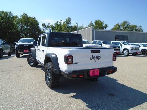 Used 2026 Jeep Gladiator Mojave AWD/4WD image 30