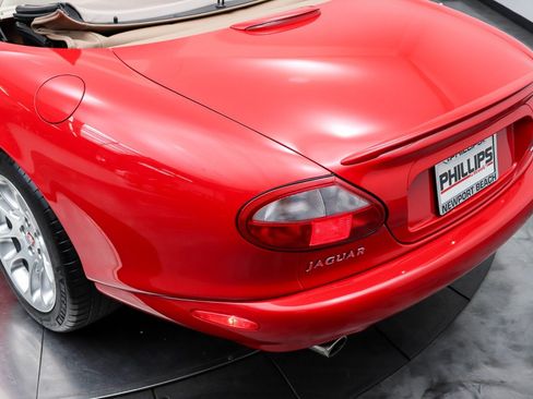 Used 2000 Jaguar XK8 Convertible RWD image 20
