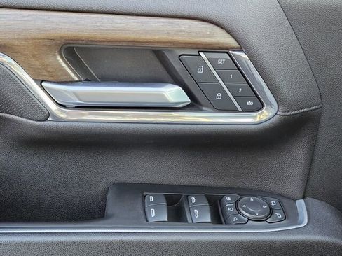 Used 2024 Chevrolet Silverado 2500 High Country w/ High Country Premium Package image 28