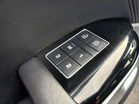 Used 2022 Land Rover Range Rover Sport HSE Silver Edition AWD/4WD image 11