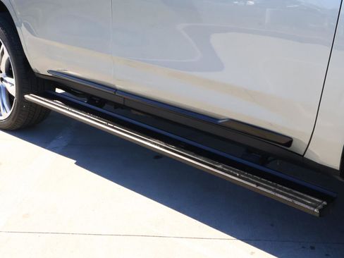 Used 2025 Cadillac Escalade Sport w/ Touring Package image 14