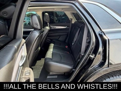 Used 2017 Cadillac XT5 Luxury w/ Driver Awareness Package AWD/4WD image 22