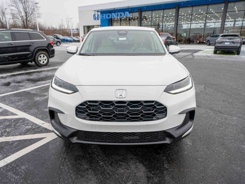 New 2026 Honda HR-V LX image 2