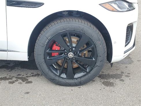 New 2026 Jaguar F-PACE R-Dynamic S image 5