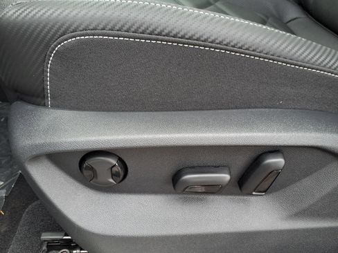 New 2026 Volkswagen Atlas Cross Sport SE FWD image 14