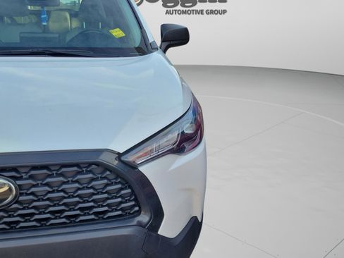 Used 2023 Toyota Corolla Cross L image 16