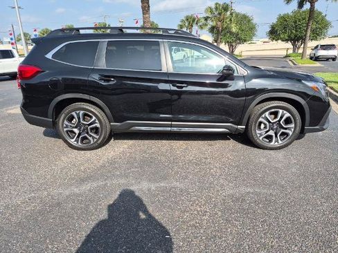Used 2023 Subaru Ascent Limited AWD/4WD image 6