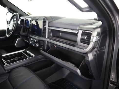 Certified 2025 Ford F450 Platinum w/ FX4 Off-Road Package image 84