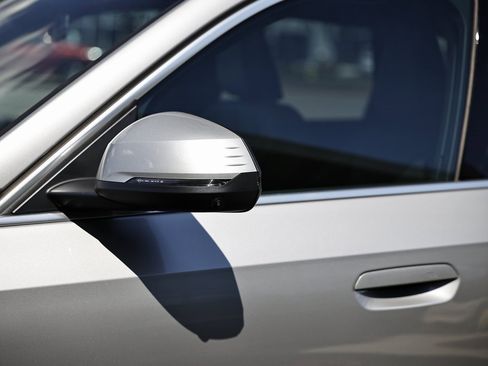 New 2026 BMW X1 xDrive28i w/ Technology Package image 8