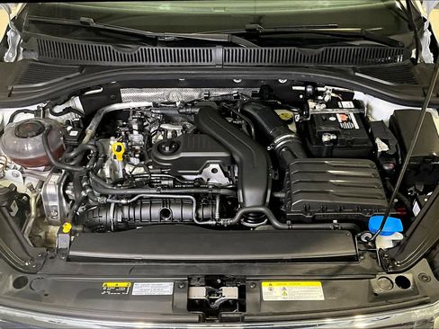 Used 2023 Volkswagen Jetta SE image 29