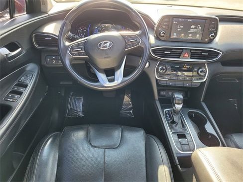 Used 2019 Hyundai Santa Fe Limited image 8