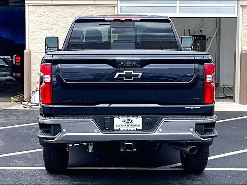 Used 2024 Chevrolet Silverado 2500 LTZ w/ LTZ Convenience Package image 3