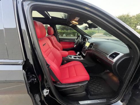 Used 2021 Jeep Grand Cherokee SRT AWD/4WD image 16