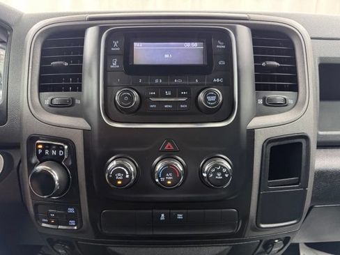 Used 2019 RAM 1500 Express AWD/4WD image 28