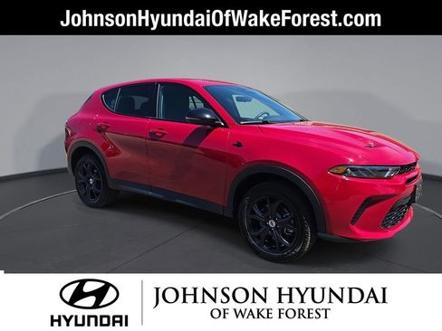 Used 2023 Dodge Hornet GT w/ GT Blacktop Package AWD/4WD image 11