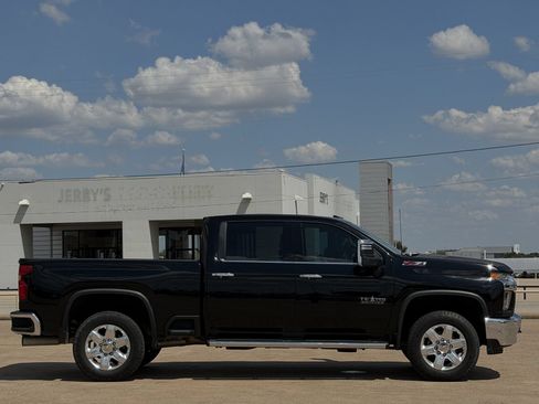 Used 2023 Chevrolet Silverado 2500 LTZ w/ LTZ Premium Texas Edition AWD/4WD image 3