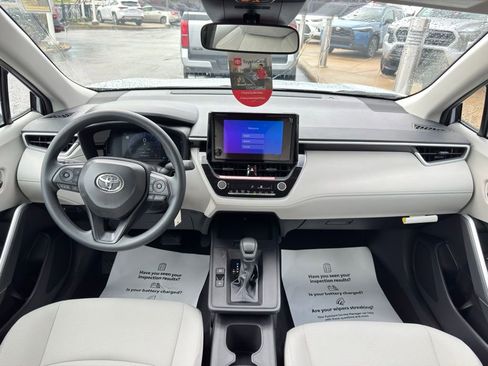 New 2026 Toyota Corolla Cross L AWD/4WD image 15