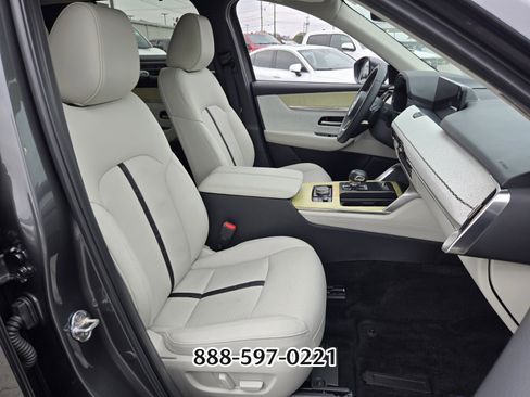 Certified 2025 MAZDA CX-90 3.3 Turbo S w/ Premium Plus image 20