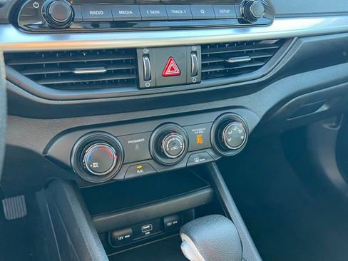 Used 2023 Kia Forte LXS image 22