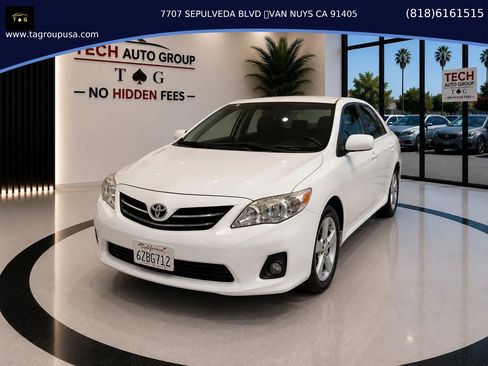 Used 2013 Toyota Corolla LE w/ Premium Pkg FWD image 1