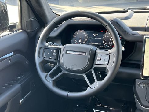 New 2026 Land Rover Defender 130 V8 AWD/4WD image 20