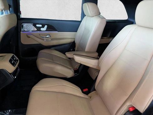 New 2026 Mercedes-Benz GLS 450 4MATIC image 17
