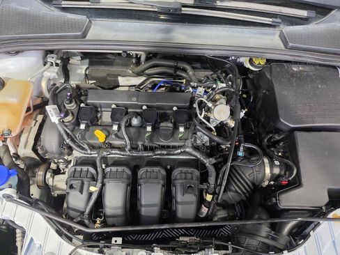 Used 2016 Ford Focus SE FWD image 29