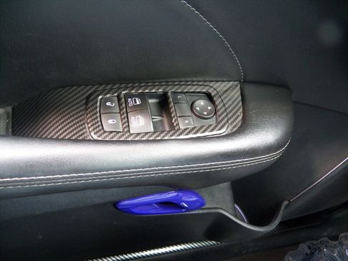 Used 2016 Dodge Challenger R/T Plus RWD image 18
