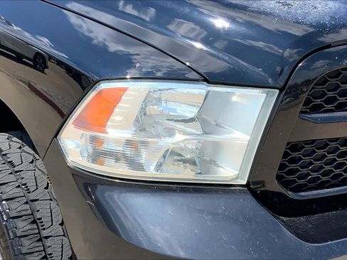 Used 2014 RAM 1500 Express AWD/4WD image 26