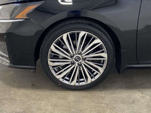 New 2025 Nissan Altima 2.5 SL image 7