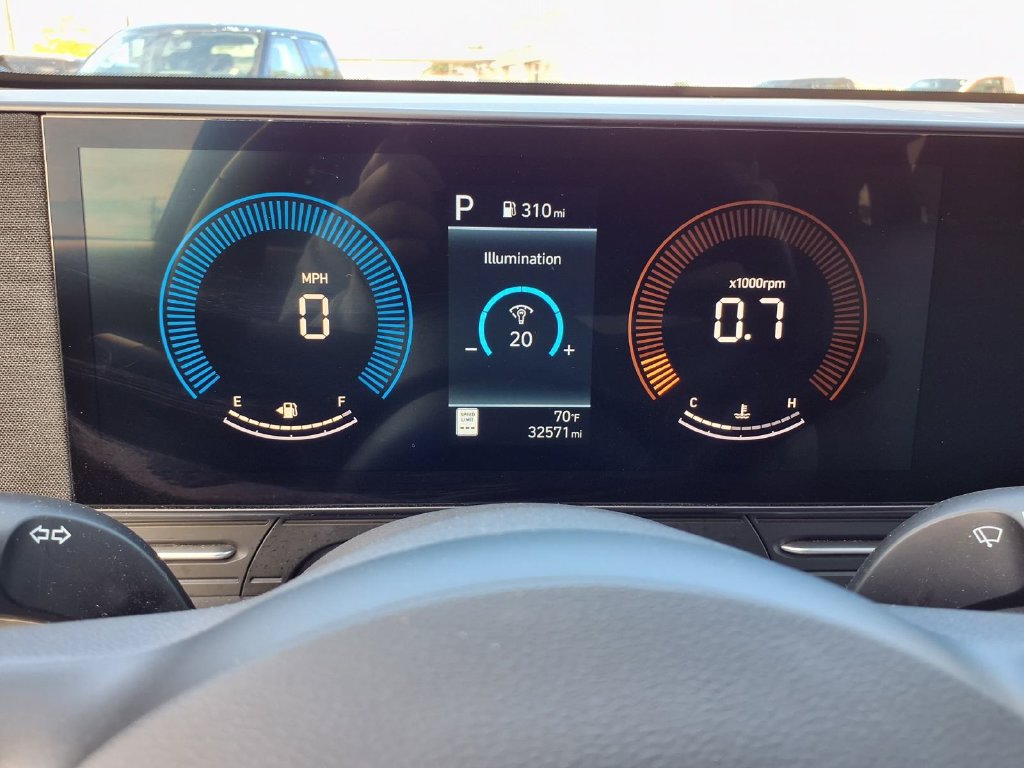 Used 2025 Hyundai Kona SEL AWD/4WD image 18