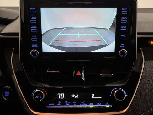 Used 2022 Toyota Corolla SE image 19