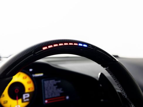 Used 2026 Ferrari Purosangue AWD/4WD image 37