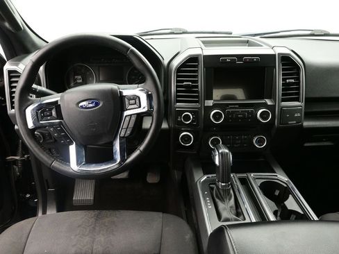 Used 2018 Ford F150 XLT w/ Equipment Group 302A Luxury image 15