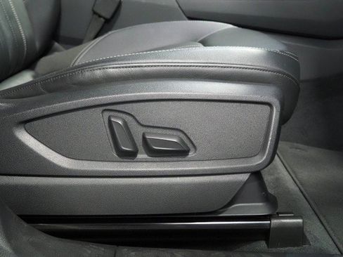 Used 2023 Audi Q5 2.0T Premium w/ Convenience Package AWD/4WD image 55