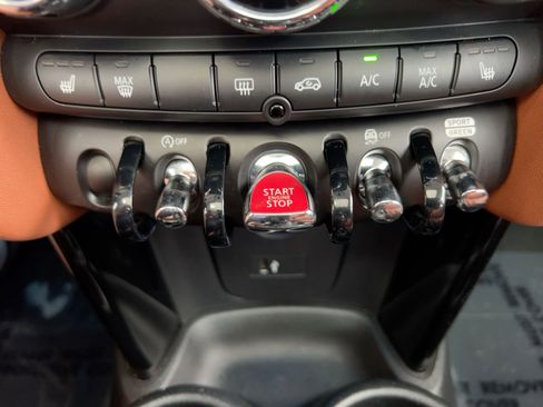 Used 2023 MINI Cooper S w/ Signature Upholstery Package image 20